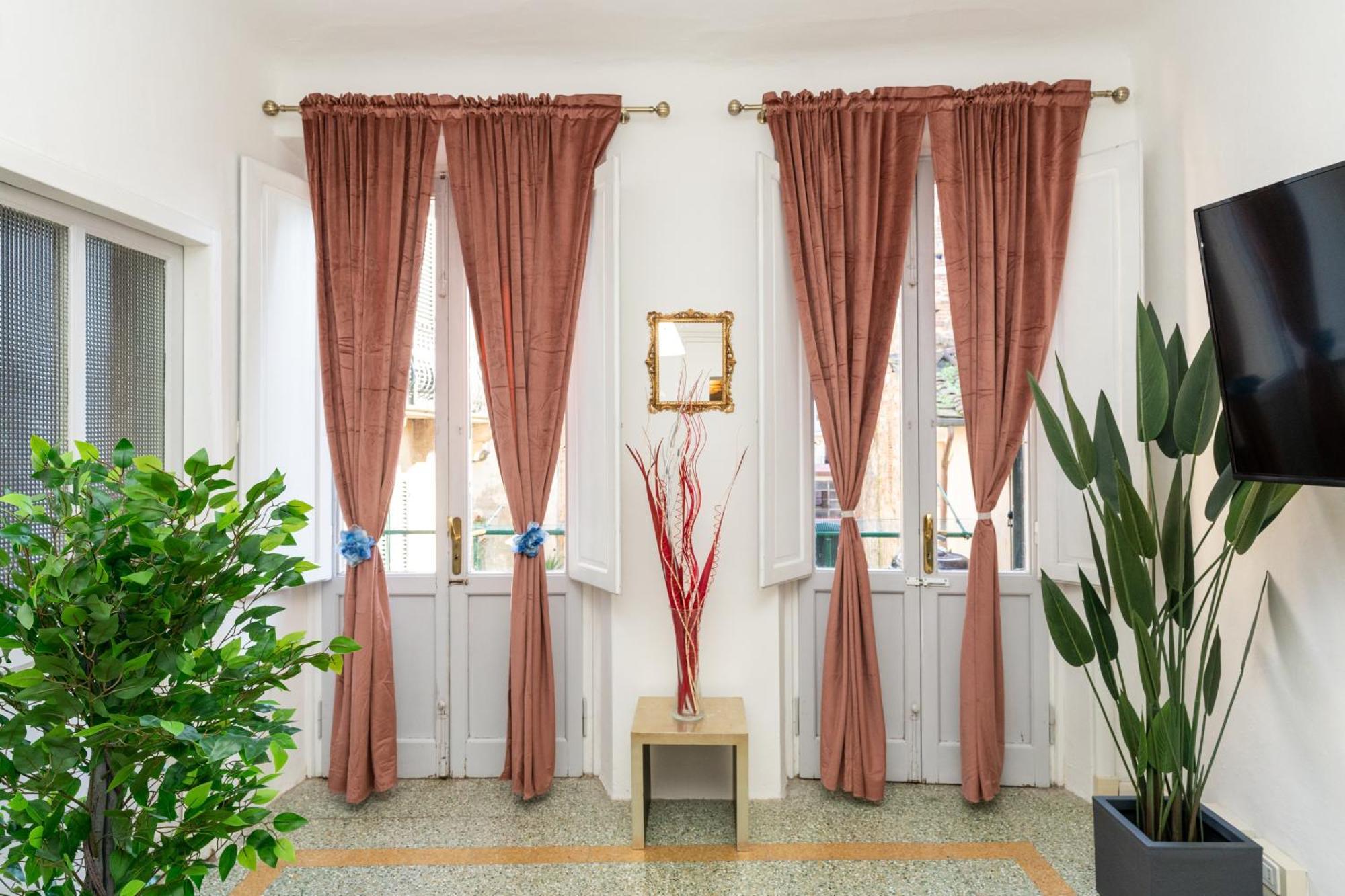 Historic Apt In The Center Of Lucca With Balcony公寓 外观 照片