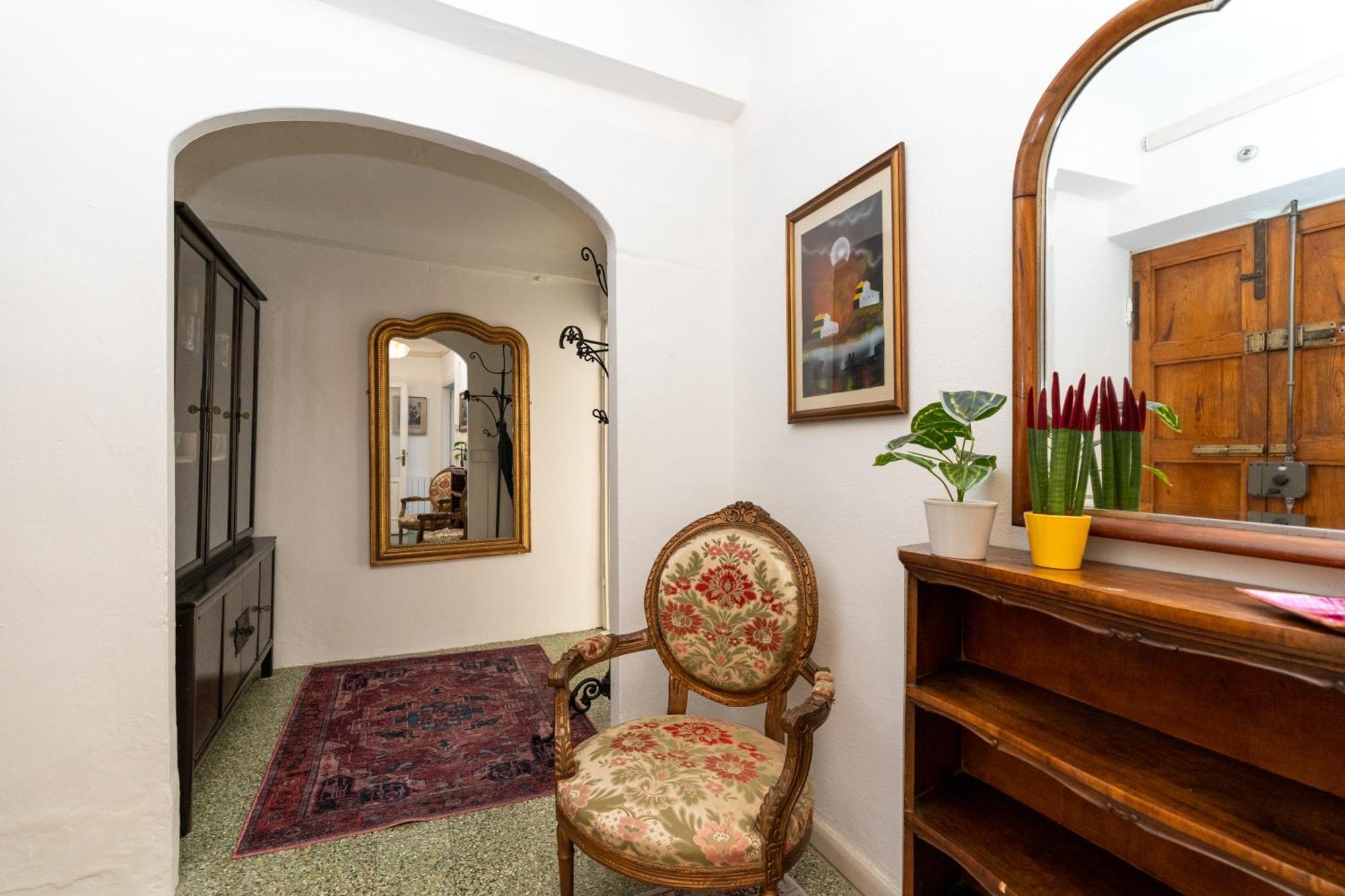 Historic Apt In The Center Of Lucca With Balcony公寓 外观 照片