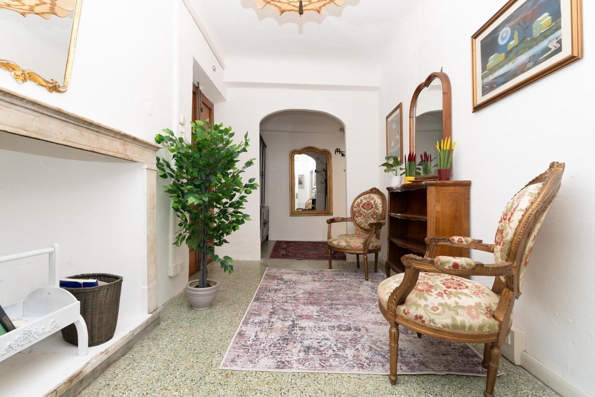 Historic Apt In The Center Of Lucca With Balcony公寓 外观 照片